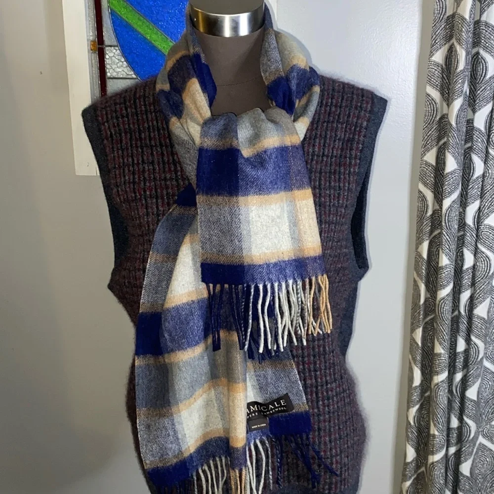 Amicale pure lambs wool plaid scarf